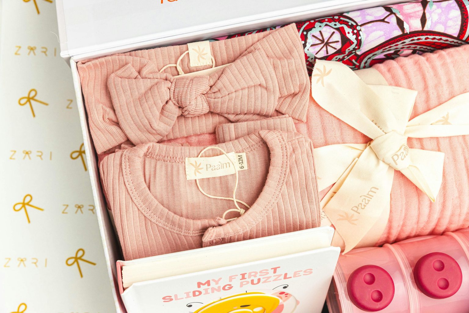 What to Consider When Choosing a Newborn Baby Clothes Starter Gift Set