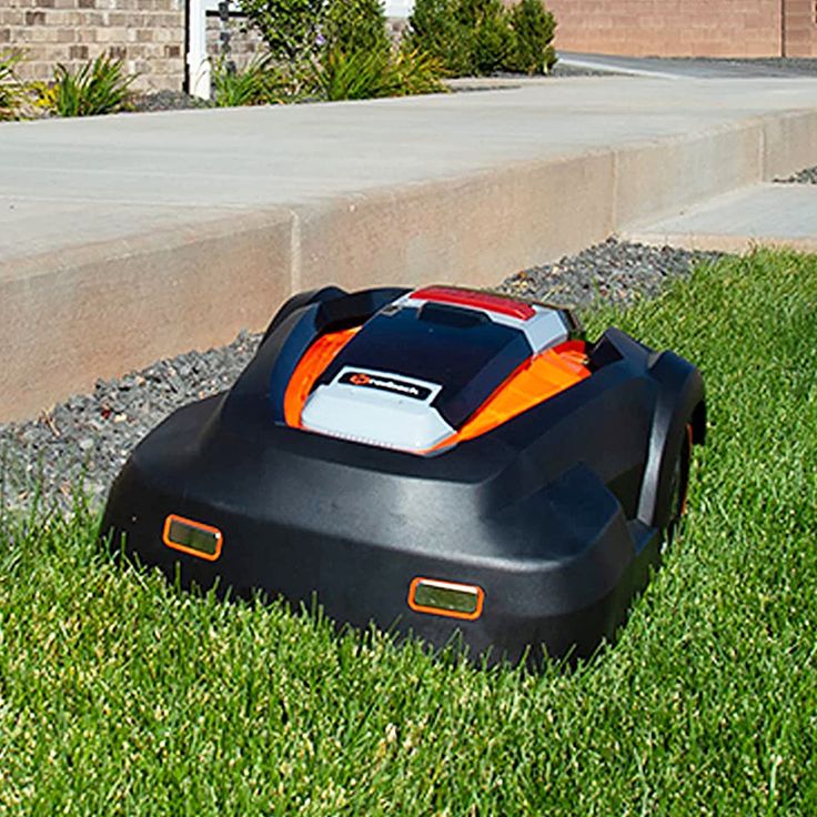Auto Lawn Mower vs. Traditional Mower: Which Is Better?
