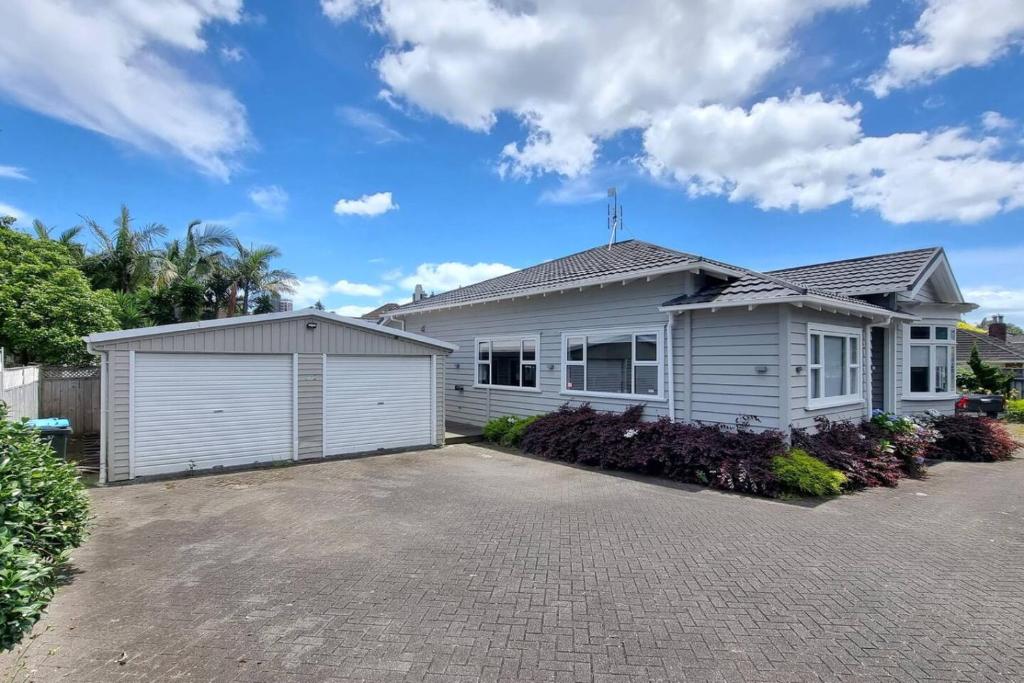 Affordable Houses for Sale in Remuera – Don’t Miss Out